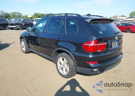 2013 BMW X5 xDrive35I/xDrive35I Premium/xDrive35I Sport Activity z USA, uszkodzony, nr VIN 5UXZV4C53D0E11455